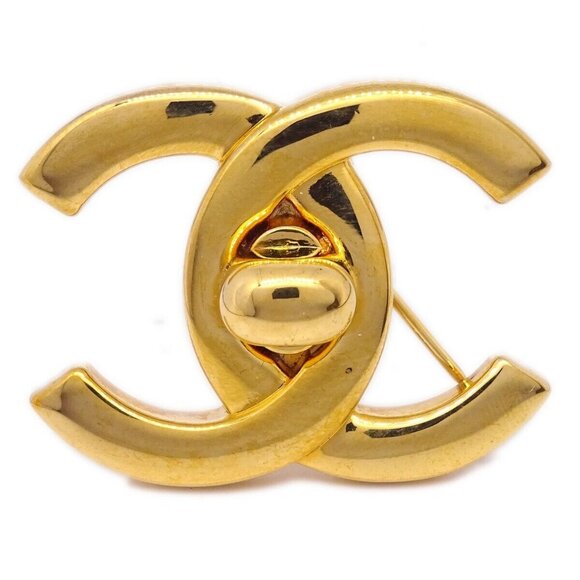 Chanel Turnlock Brooch Pin Gold Large 96P - Picture 1 of 5